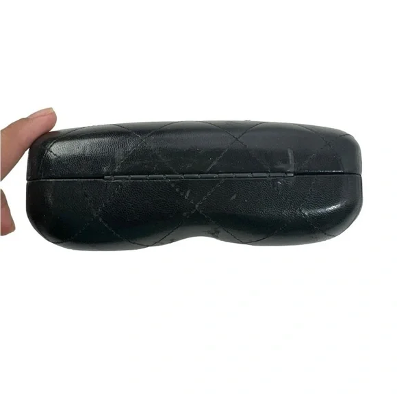 CHANEL Quilted Sunglasses Hard Case display picture 1